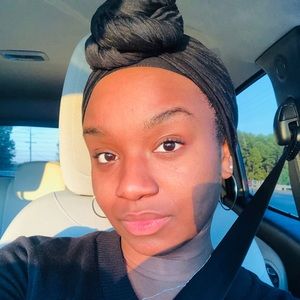 Meet your Posher, Lindsay